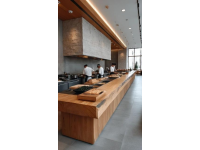 營(yíng)口光輝碼頭開海盛況：新鮮海鮮吸引游客與商家紛至沓來