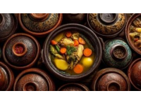 呼倫貝爾的美食文化大觀世,匯聚了蒙、俄等多民族的風(fēng)味與口感.