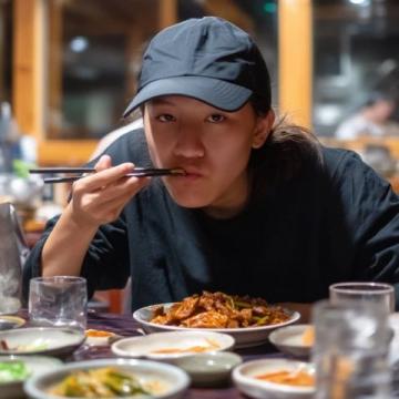 舌尖上的探索:我的美食日記里的難忘體驗