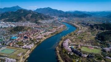 到了亳州，發(fā)現(xiàn)這里發(fā)展得很快！高鐵南站建起了一個新的風景
