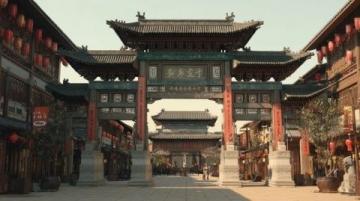 北京環(huán)球影城小黃人區(qū)全攻略：項目玩法、周邊購物一網(wǎng)打盡！