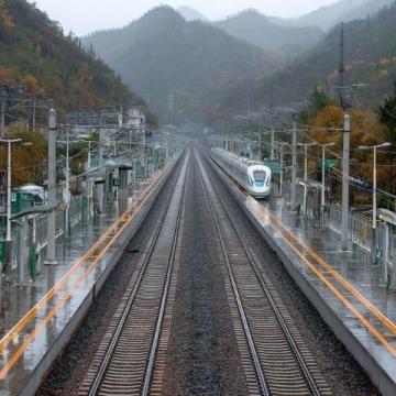 柳賀城際鐵路即將開通，哪些地方“幸運”了？