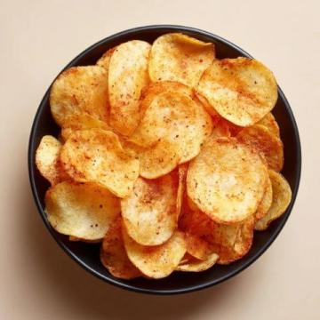 （美食之云南篇）昆明子弟薯片（麻辣味）藏在脆香里的滇式熱辣