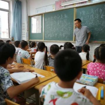 遼寧省高中軍訓新增急救必修課，筑牢校園安全防線