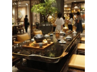 青島方言里的“蒼蠅館子”指環(huán)境一般但口味佳價(jià)廉的小吃店