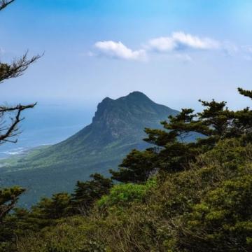 北帝山風(fēng)光秀麗，盡顯自然奇觀。
