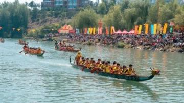 廣東珠江端午龍舟賽激情開戰(zhàn)!400年歷史傳承與650場(chǎng)水上盛宴