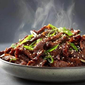 10分鐘速成！洋蔥炒肉家?？焓植?，鮮香開(kāi)胃又下飯