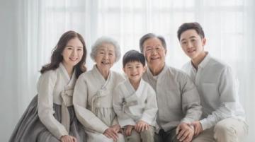 金庸逝世詳情:生平簡介及家庭成員一覽表