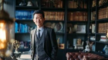 揭秘韋東奕走紅背后:別讓質疑聲掩蓋學術價值與影響力