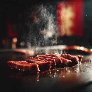 對(duì)比試吃！佐賀、松阪與神戶和牛大比拼：一場(chǎng)舌尖上的日本牛肉之旅