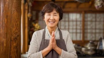李大姐喜迎婆婆89歲壽辰，攜夫返鄉(xiāng)探親孝心滿滿