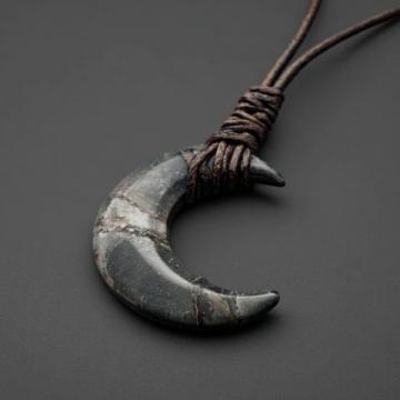 月亮形狀掛件的手工制作教程，簡(jiǎn)單幾步打造迷人裝飾品