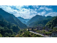 四川自駕游：一路逛吃享美食之旅
