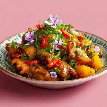 山東特色炒雞做法大公開，一鍋出美味，家庭版也能輕松搞定！