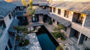味中懿位于福州鼓樓區(qū)水調(diào)歌頭，背靠溫泉公園，三層的小別墅2棟
