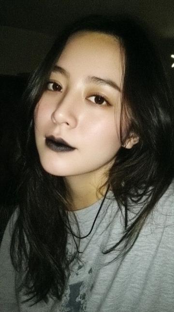 小龍蝦上演逃脫大戲！女子網(wǎng)購(gòu)小龍蝦開箱后全跑了