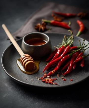 傳承二十載，朱雀打邊爐：粵式藥膳原湯鍋底秘制再現(xiàn)上海