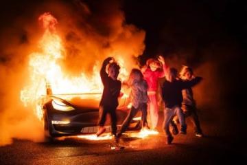 重燃危機(jī)！重慶突發(fā)電動(dòng)車大火事故，這些保命防火知識(shí)必須記住