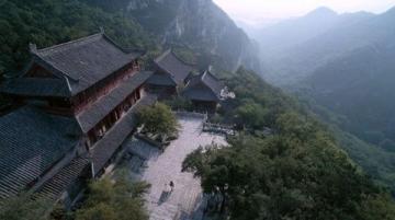 5月10-11老君山兩日游，與友同游，早7:30襄陽(yáng)體育場(chǎng)集合