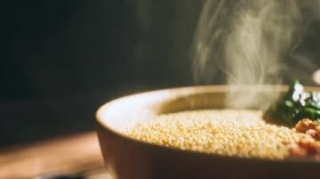 夏日里的清涼甜蜜:一碗四果湯品味閩南風(fēng)情