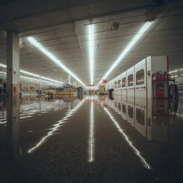 邯鄲超市風(fēng)云：大超市何去何從？