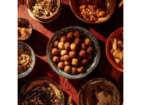 高平名吃店的超級(jí)美味:炒餑子、酸菜黑圪條和核桃肉的完美組合