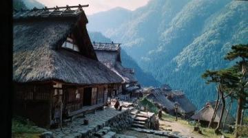 第一次去禾木村要住小木屋，晴天體驗更佳