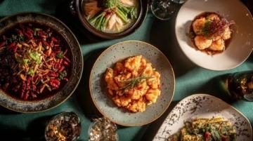 高平名吃店的超級(jí)美味:炒餑子、酸菜黑圪條和核桃肉的完美組合